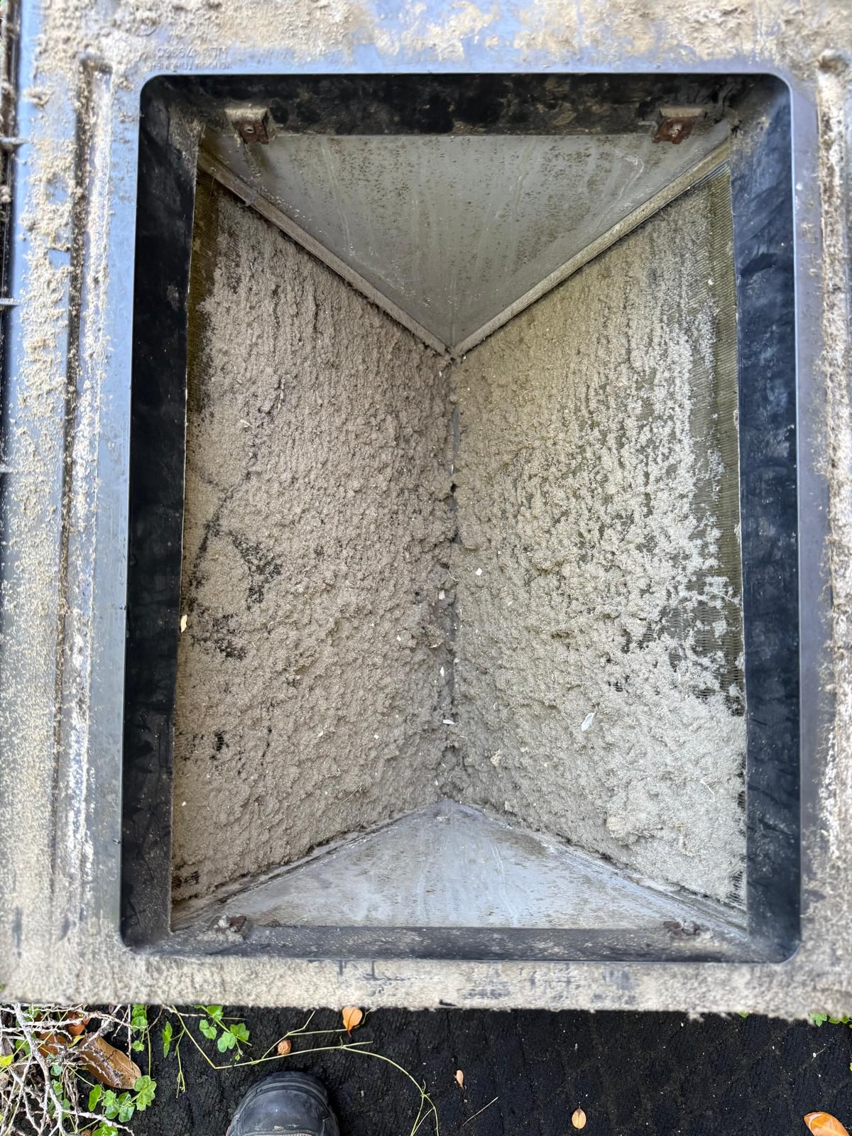 Water extraction and structural drying equipment